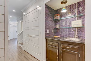 Wet Bar