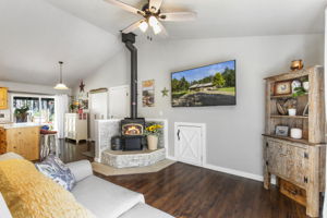 1301 NE Toonerville Dr, Belfair, WA 98528, USA Photo 4