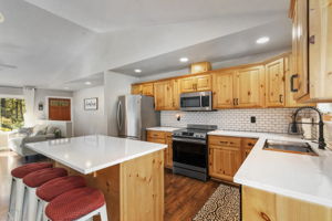 1301 NE Toonerville Dr, Belfair, WA 98528, USA Photo 6