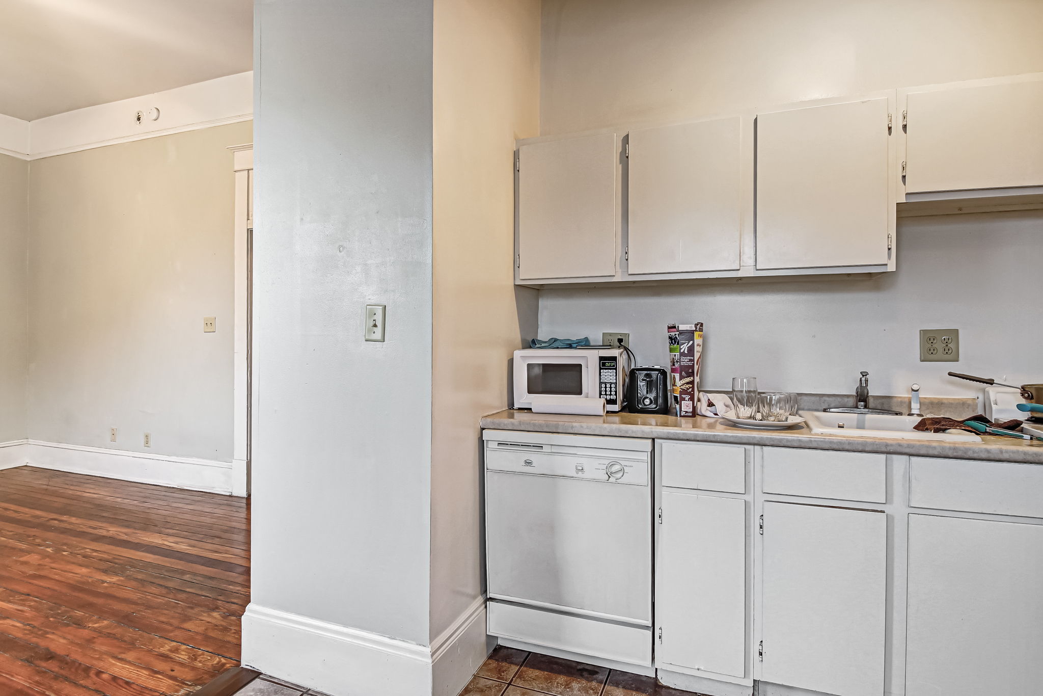 206 & 208 West 42nd Street