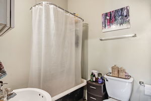 206 & 208 West 42nd Street
