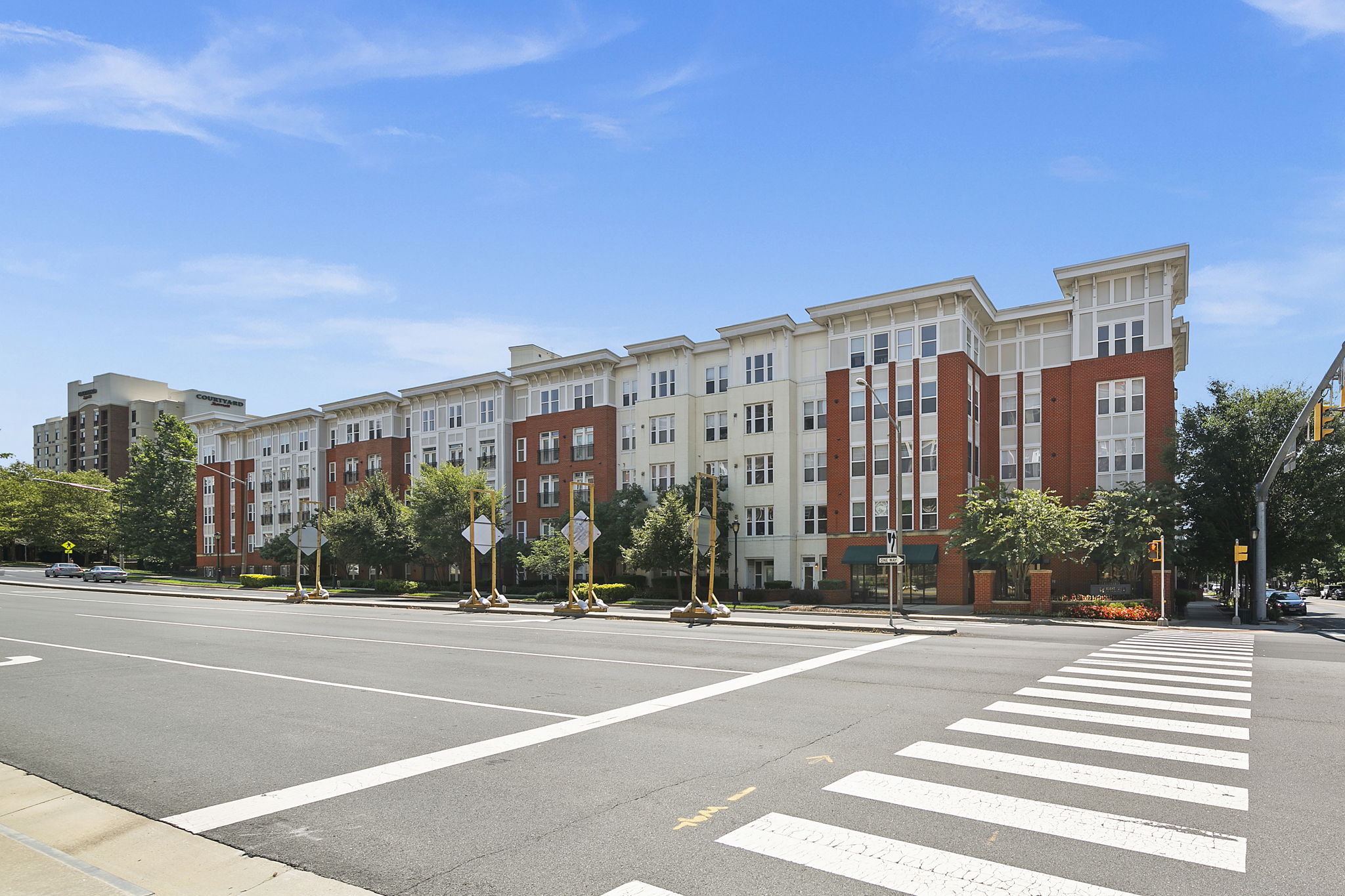 2655 Prosperity Ave 108, Fairfax, VA Struxture Photography