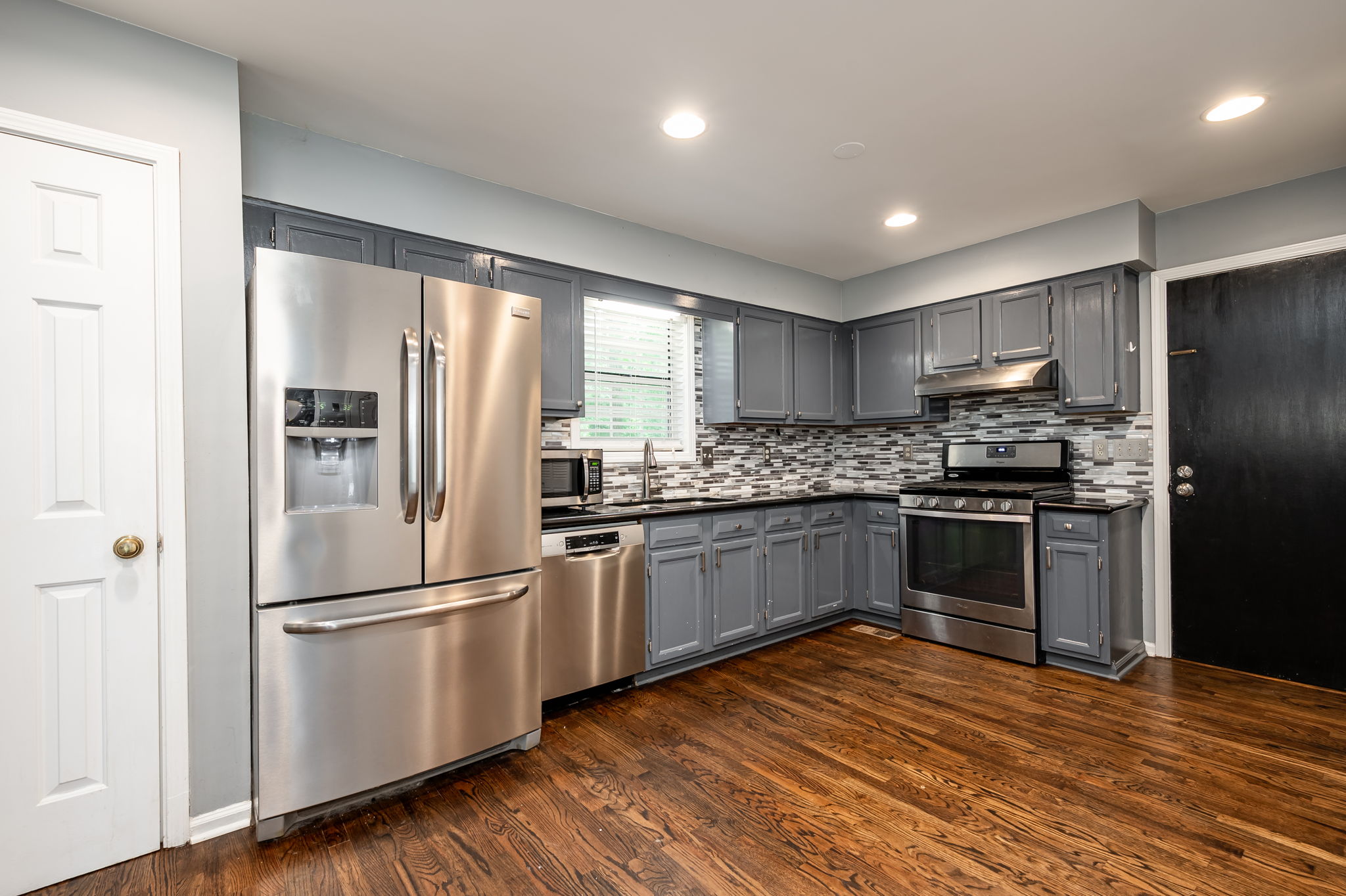 117 Williamsburg Ln, Woodstock, GA 30189, US Photo 14