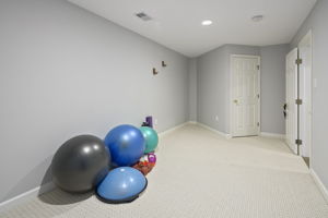 5859 26th St N, Arlington, VA 22207, US Photo 35