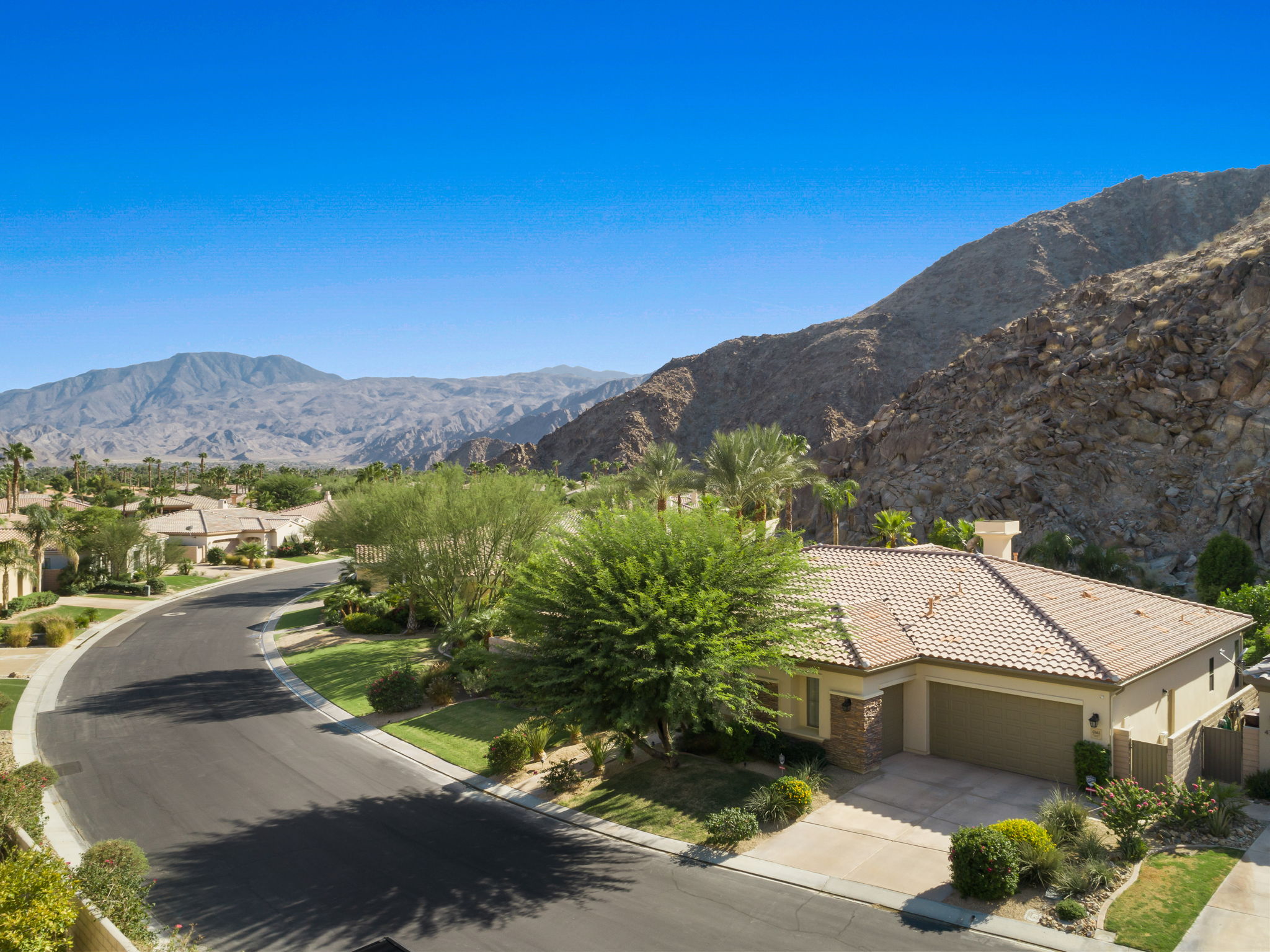 47665 Stillwater Dr, La Quinta, CA 92253, US Photo 3