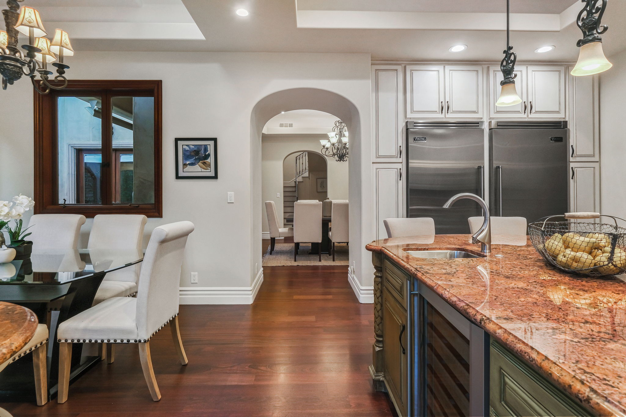 1191 N Bundy-14