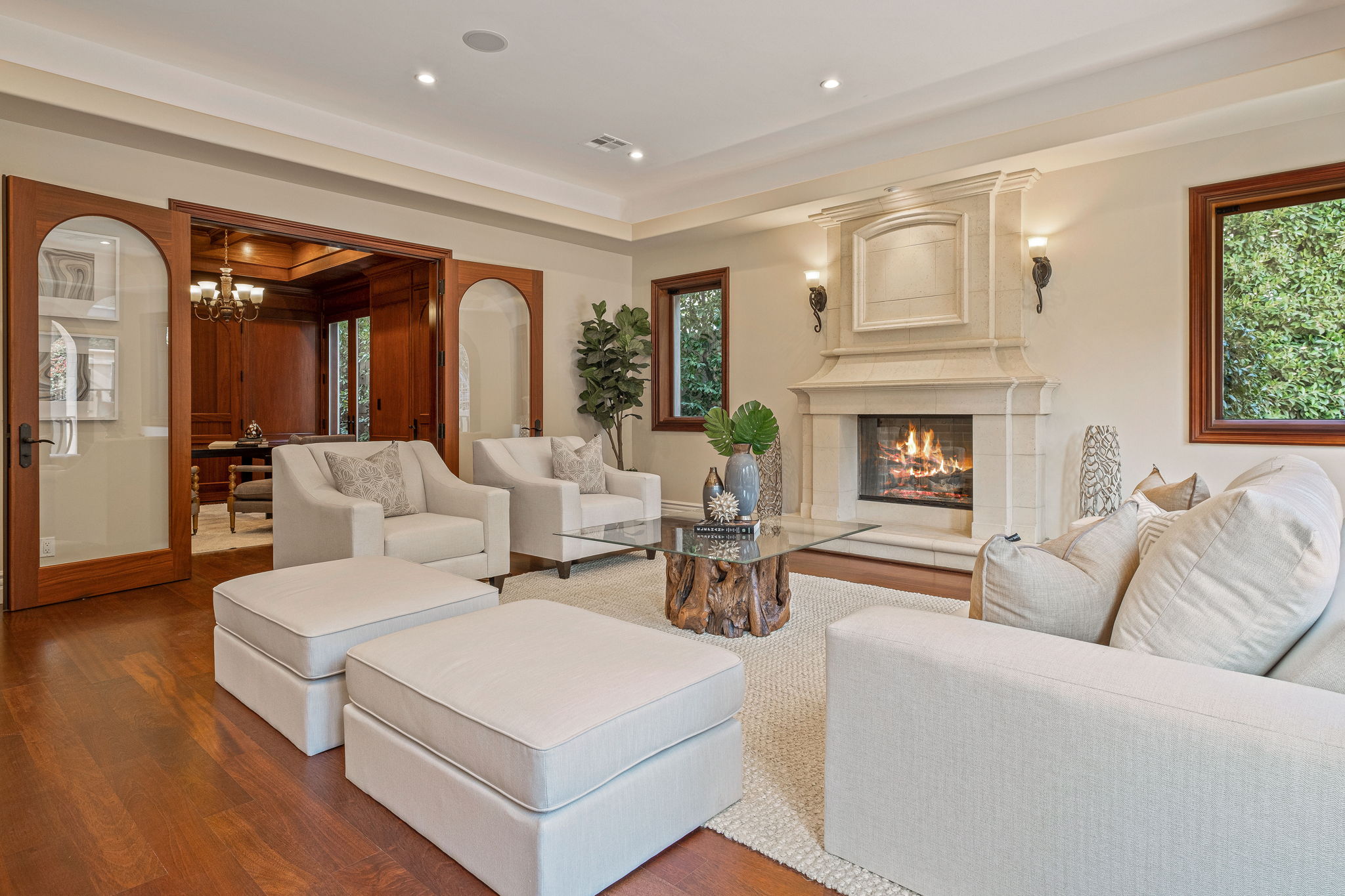 1191 N Bundy-69