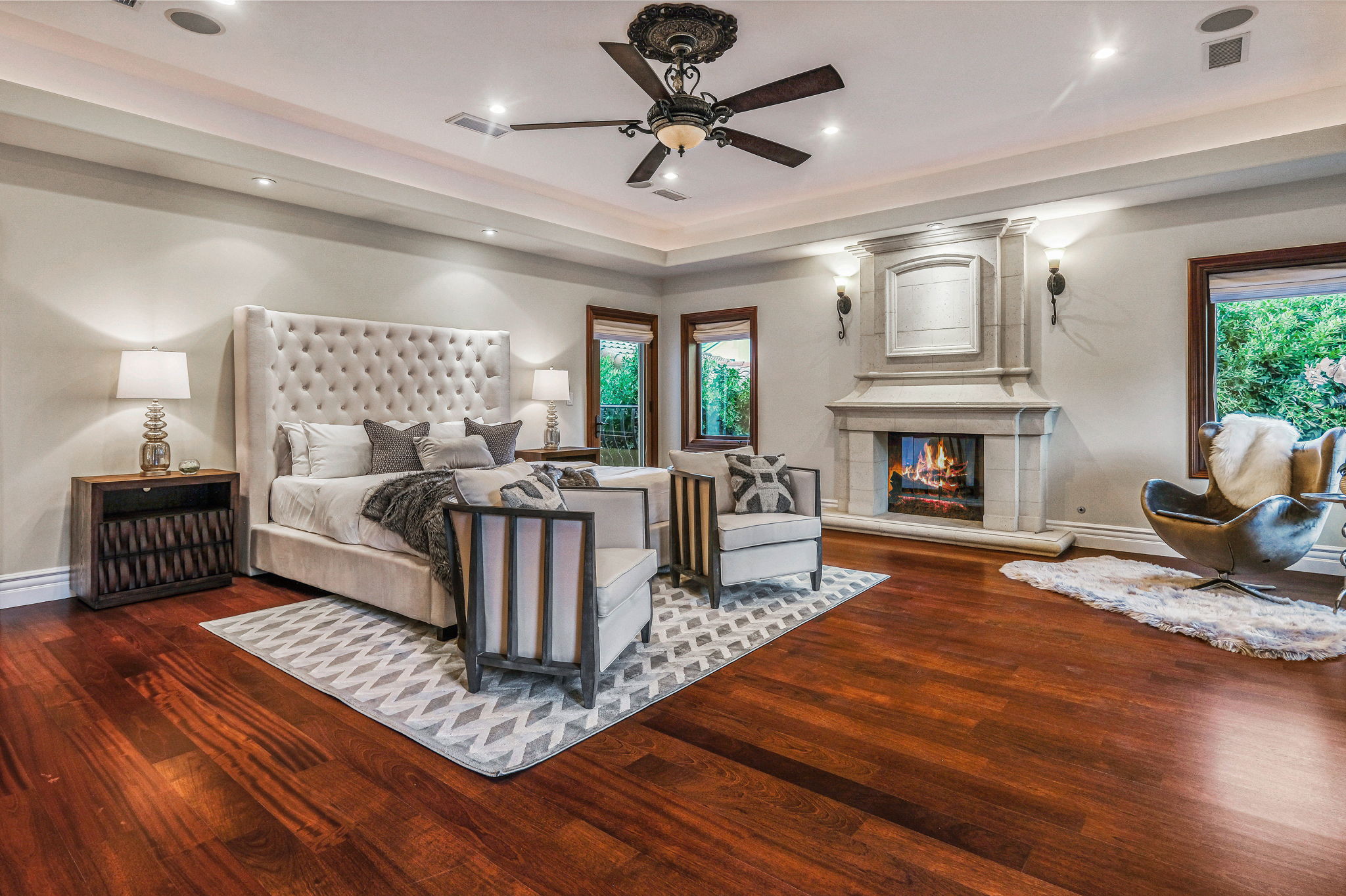 1191 N Bundy-29