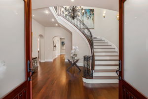1191 N Bundy-48