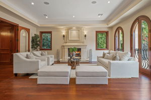 1191 N Bundy-65