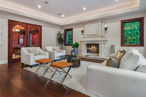 1191 N Bundy-5