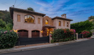 1191 N Bundy-47