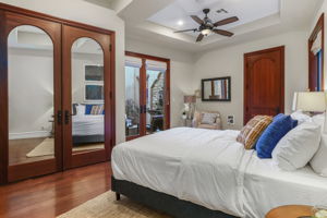 1191 N Bundy-18
