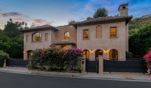 1191 N Bundy-46