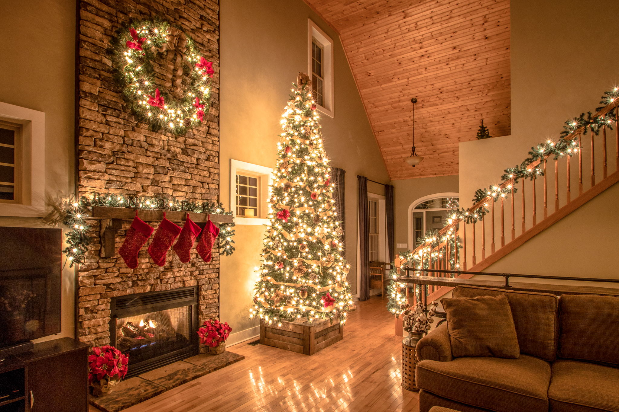 280 Bear River Lodge Trail, Marshall, NC 28753, US Photo 40