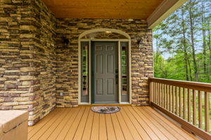 280 Bear River Lodge Trail, Marshall, NC 28753, US Photo 4