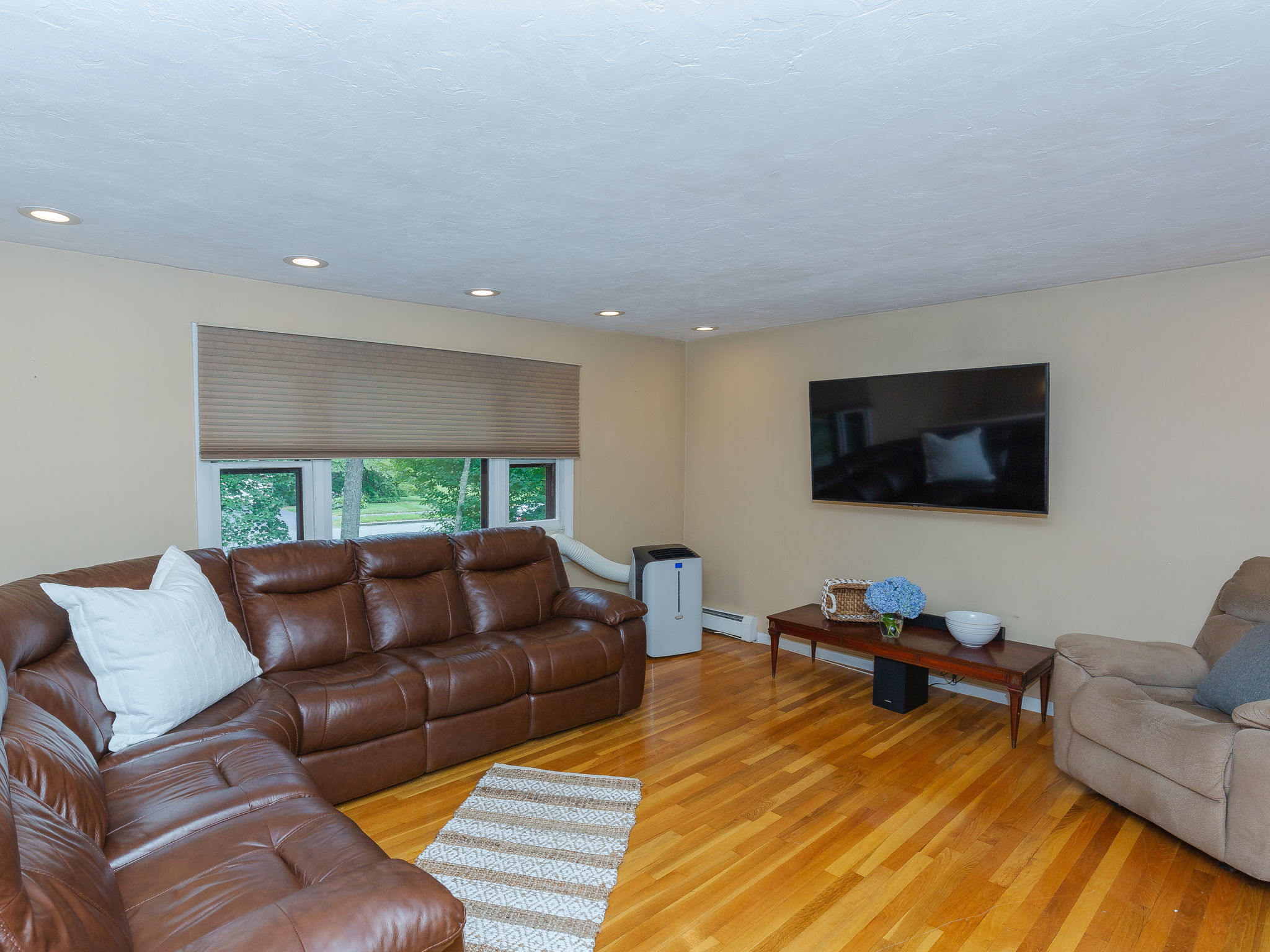 80 Kilsyth Rd, South Easton, MA 02375, USA Photo 19