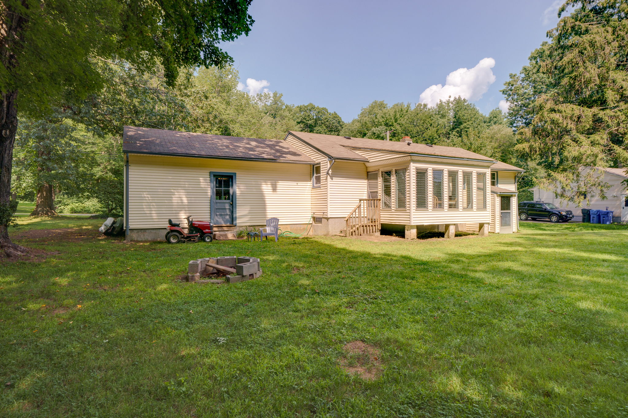 30 Partridge Ln, Tolland, CT 06084, USA Photo 3