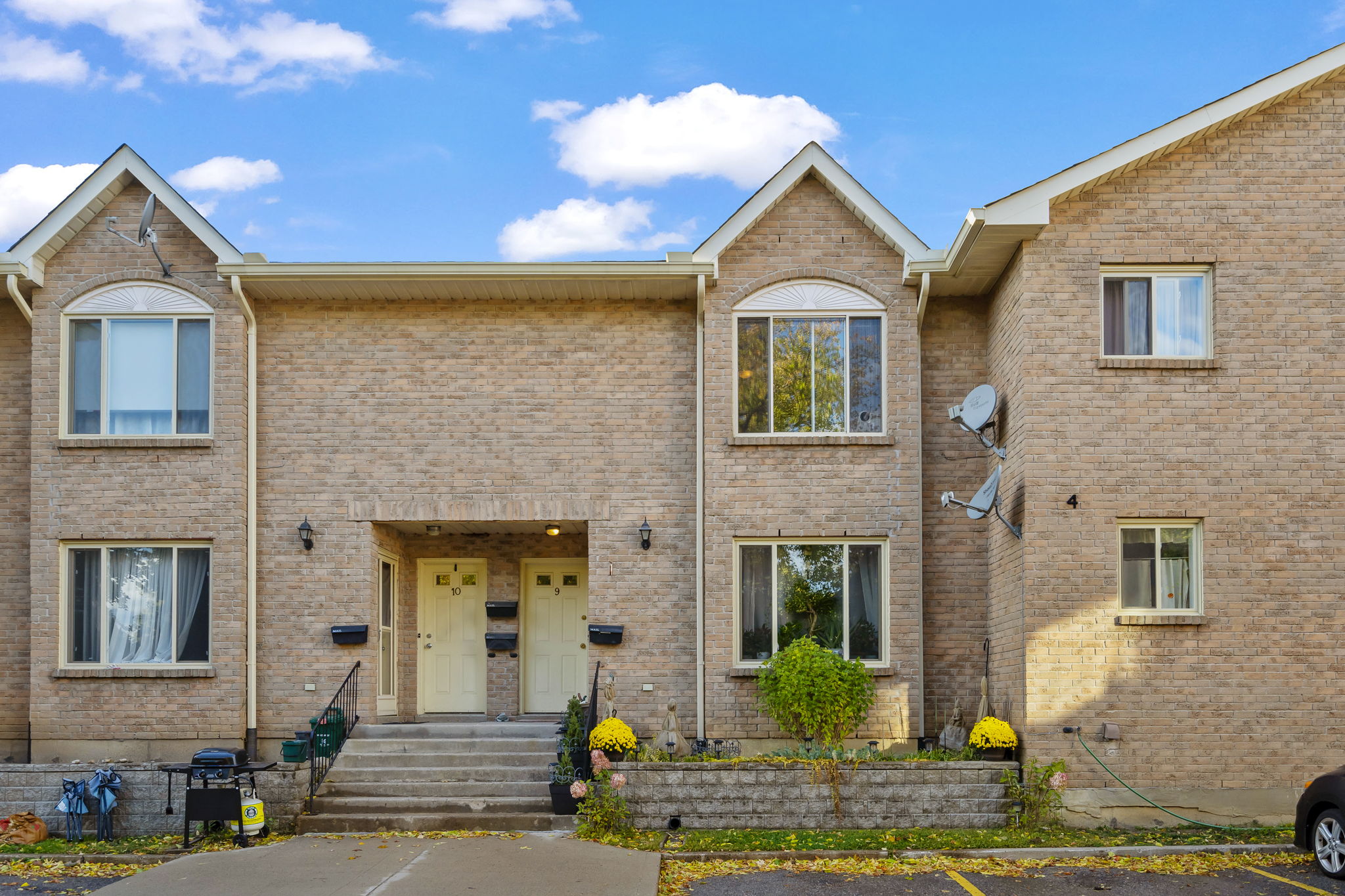 4 Cedar Dr Unit 9, Orangeville, ON L9W 2X6 JT Home Tours
