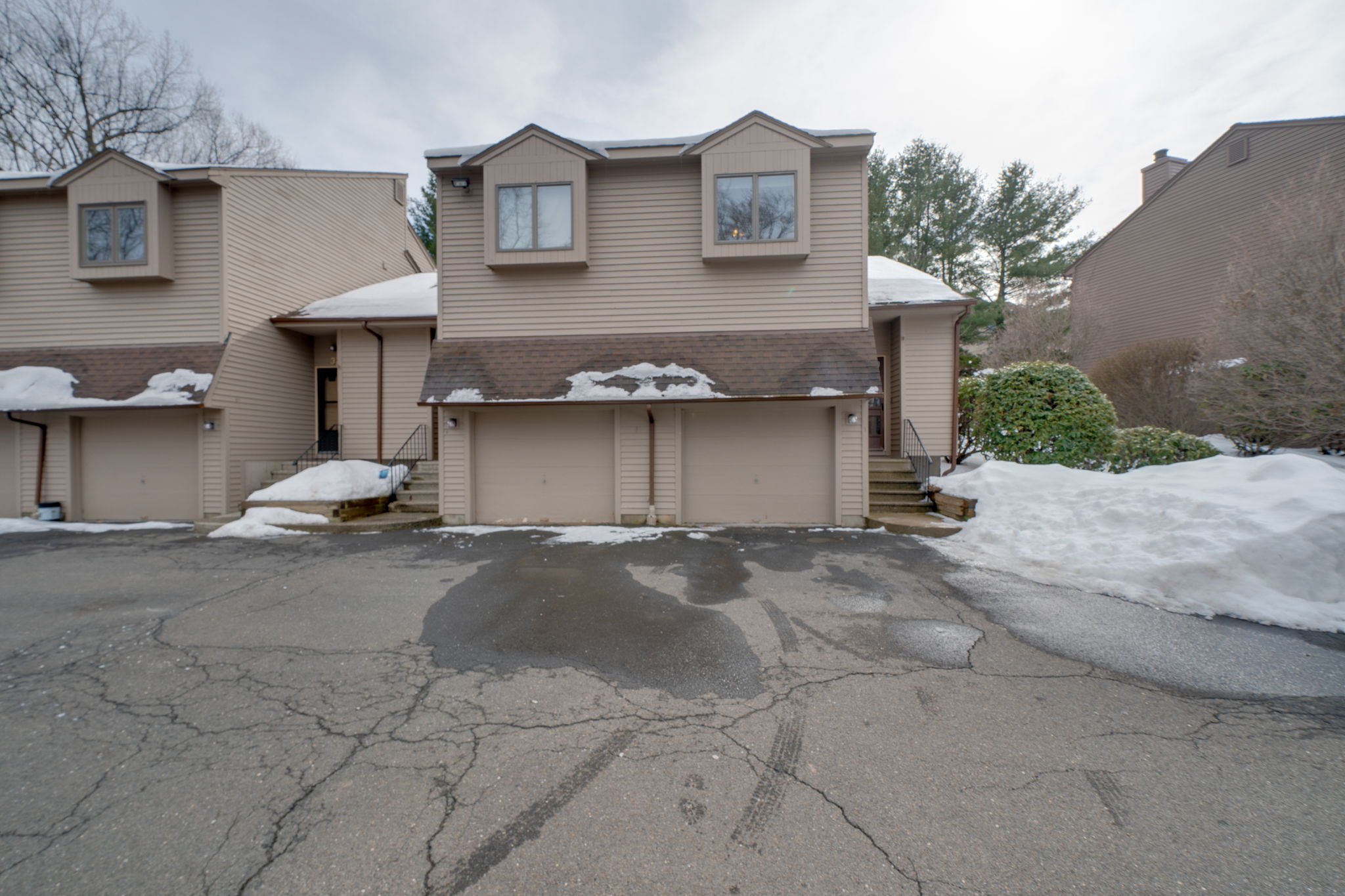 489 Wolcott St, Bristol, CT 06010 Ed McCullough Photography