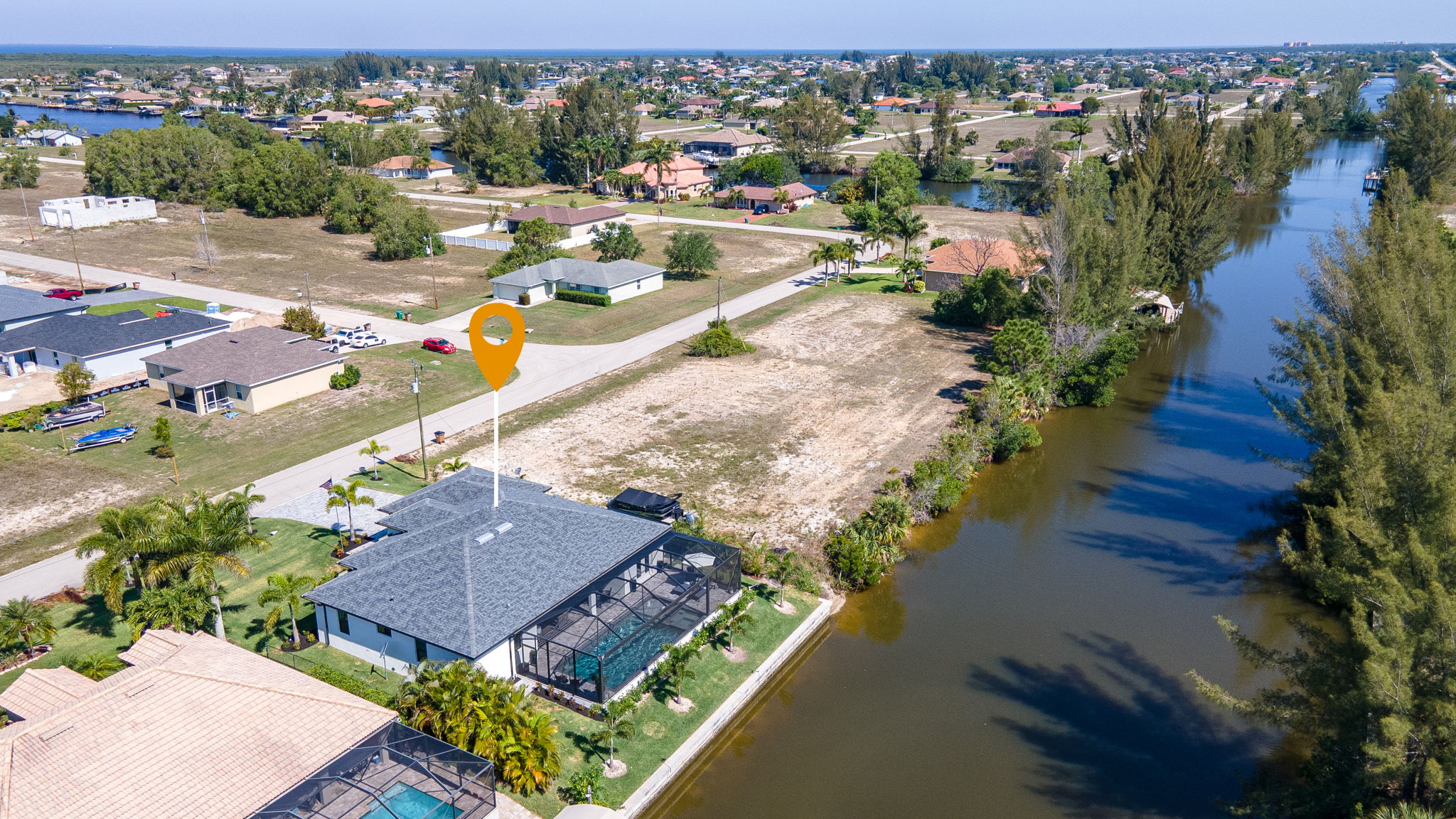 2507 NW 41st Ave, Cape Coral, FL 33993, US Photo 33