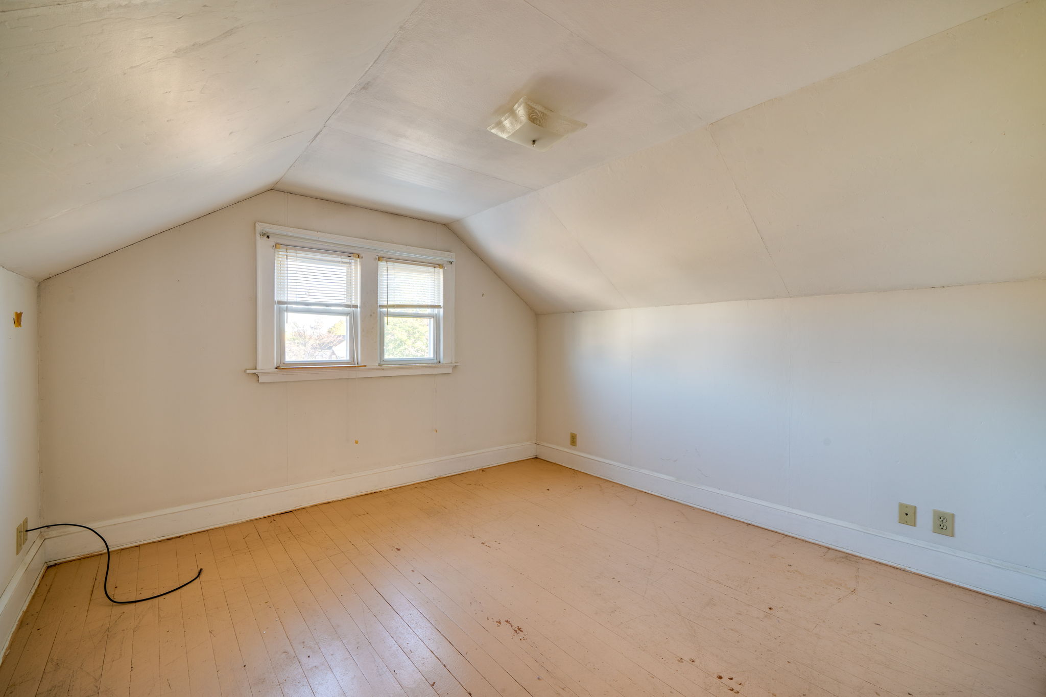 31 Wellington St, New Britain, CT 06053, US Photo 26
