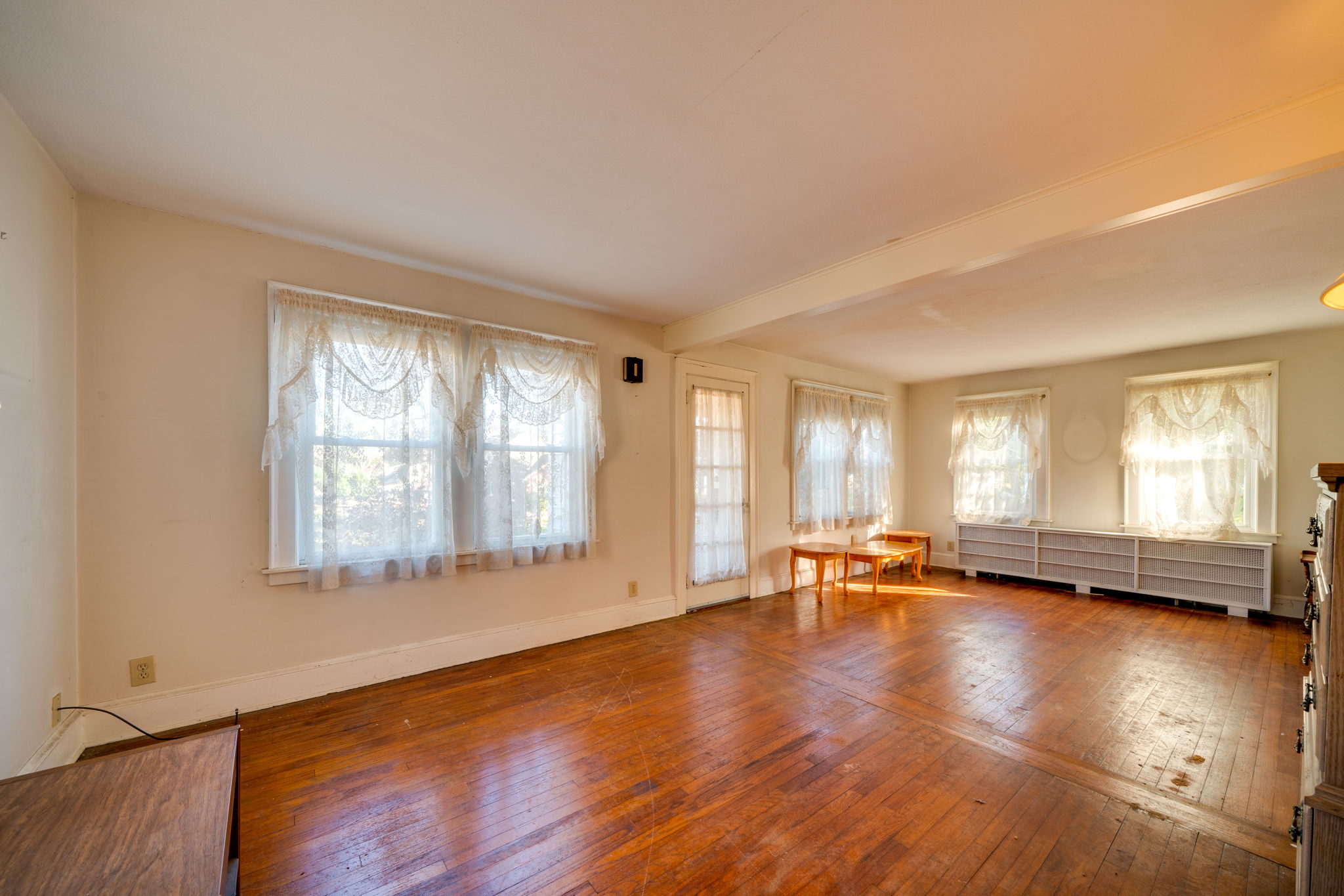 31 Wellington St, New Britain, CT 06053, US Photo 3