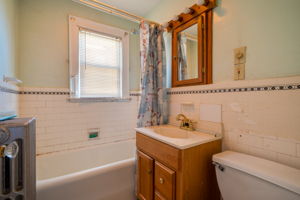 31 Wellington St, New Britain, CT 06053, US Photo 14