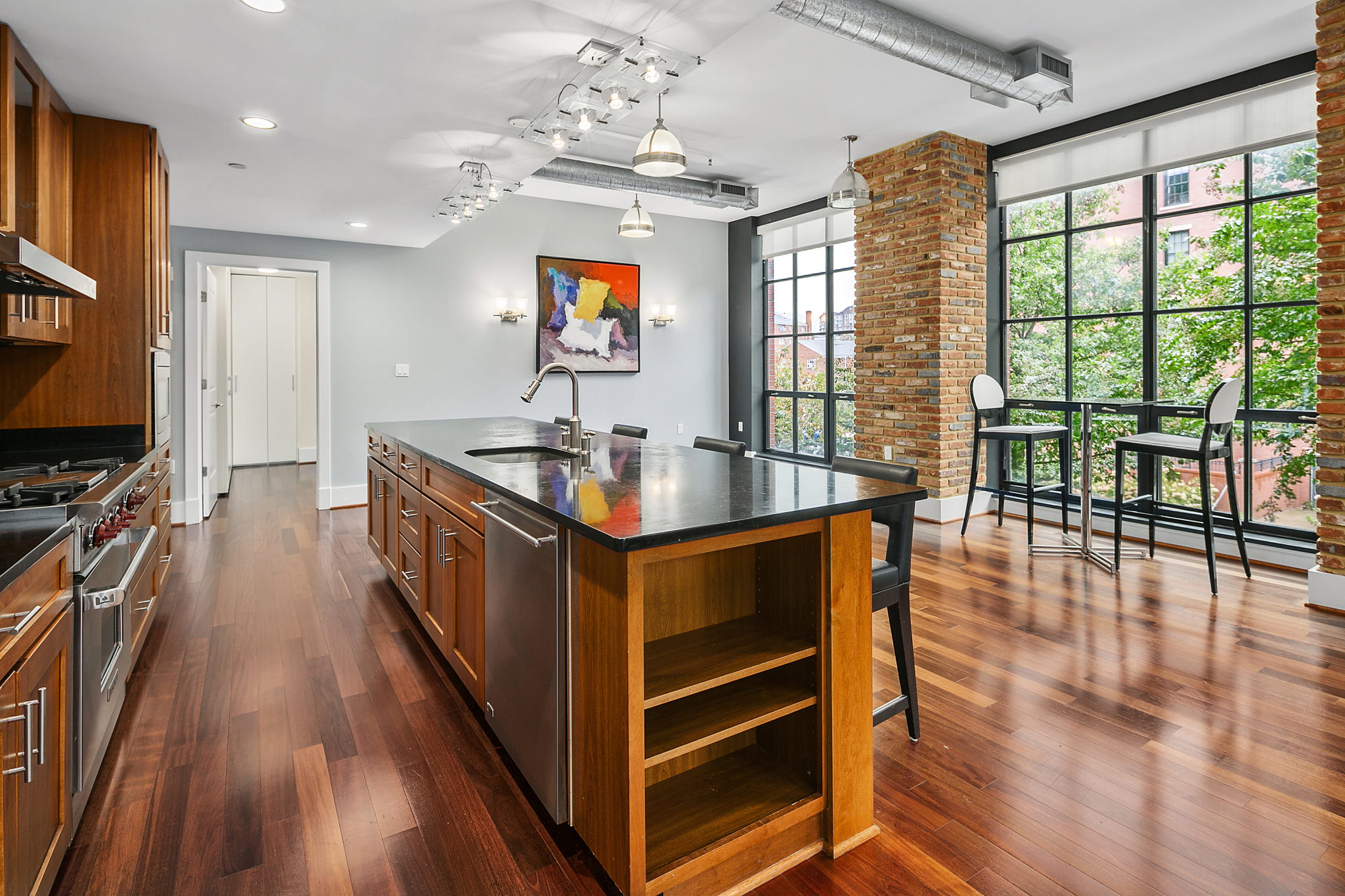 1615 N Queen St, Arlington, VA 22209, USA Photo 19