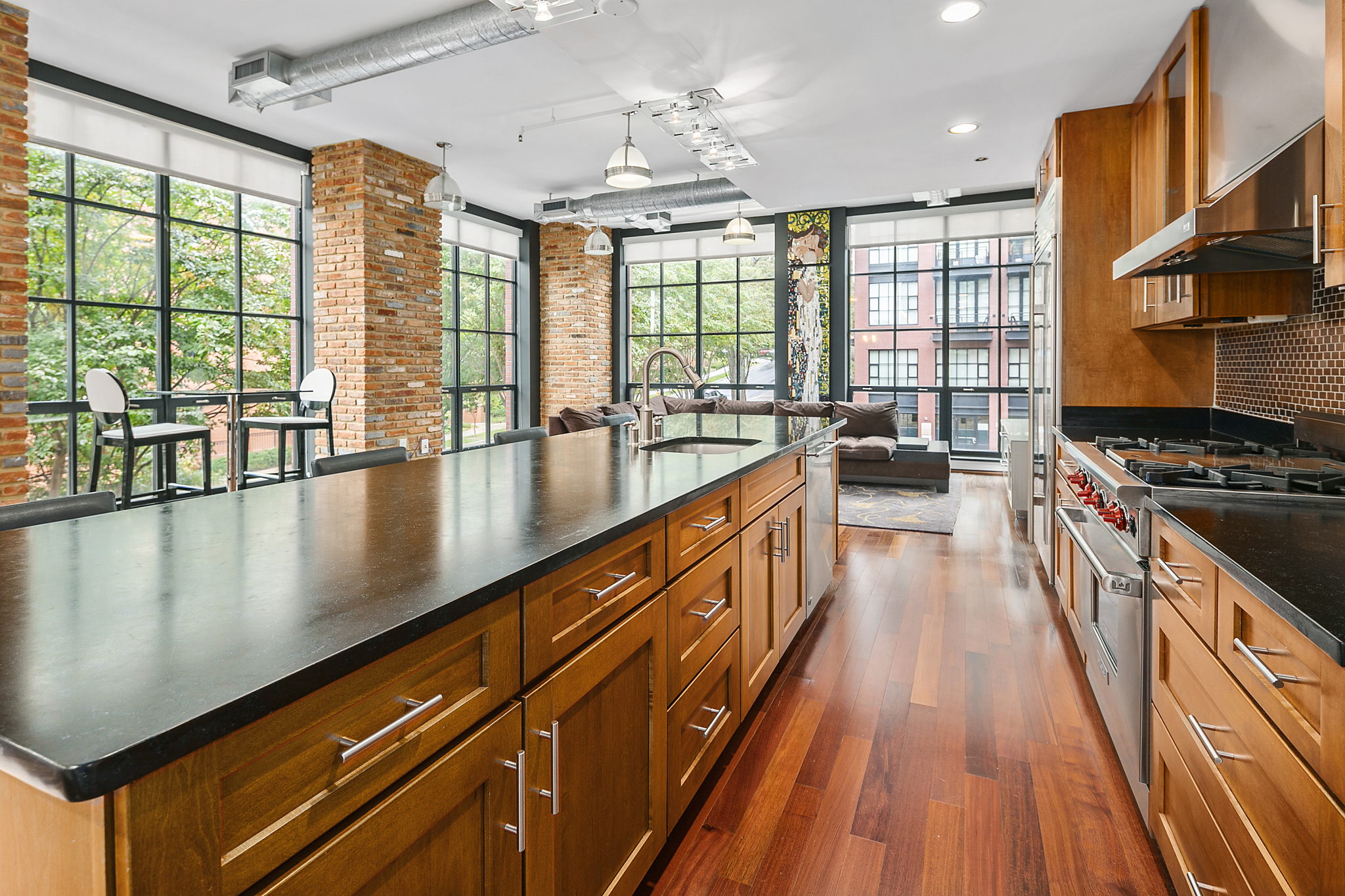 1615 N Queen St, Arlington, VA 22209, USA Photo 12