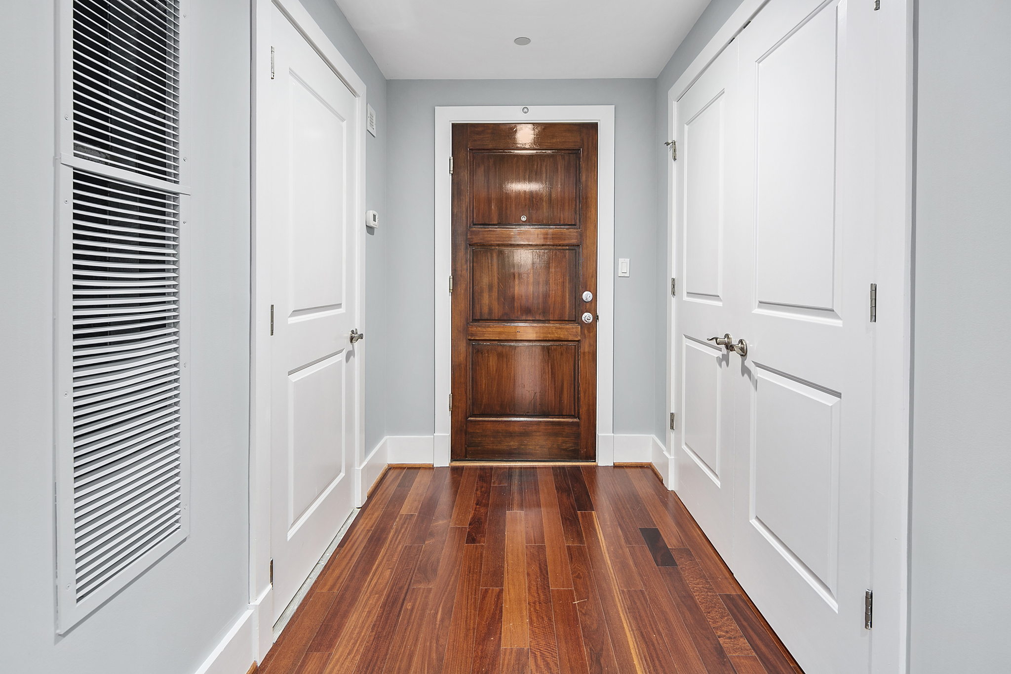 1615 N Queen St, Arlington, VA 22209, USA Photo 8