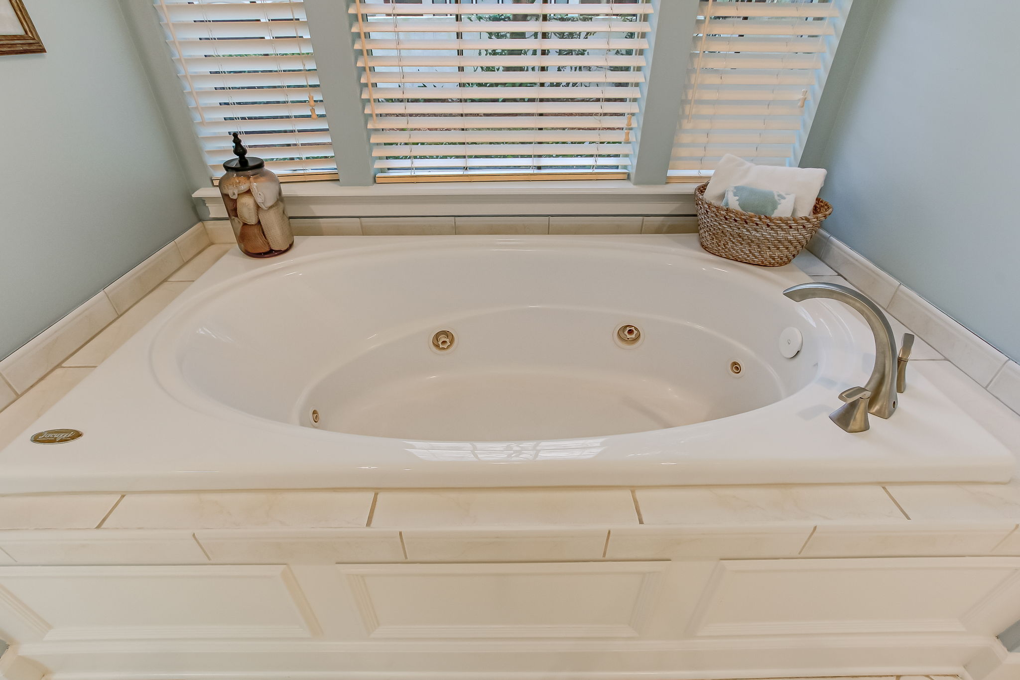 Jetted Tub