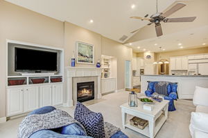 Gas Fireplace & Built ins