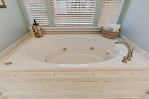 Jetted Tub