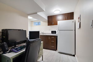 95 Burbank Crescent, Orangeville, ON L9W 3E6, CA Photo 25