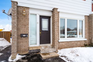 95 Burbank Crescent, Orangeville, ON L9W 3E6, CA Photo 2