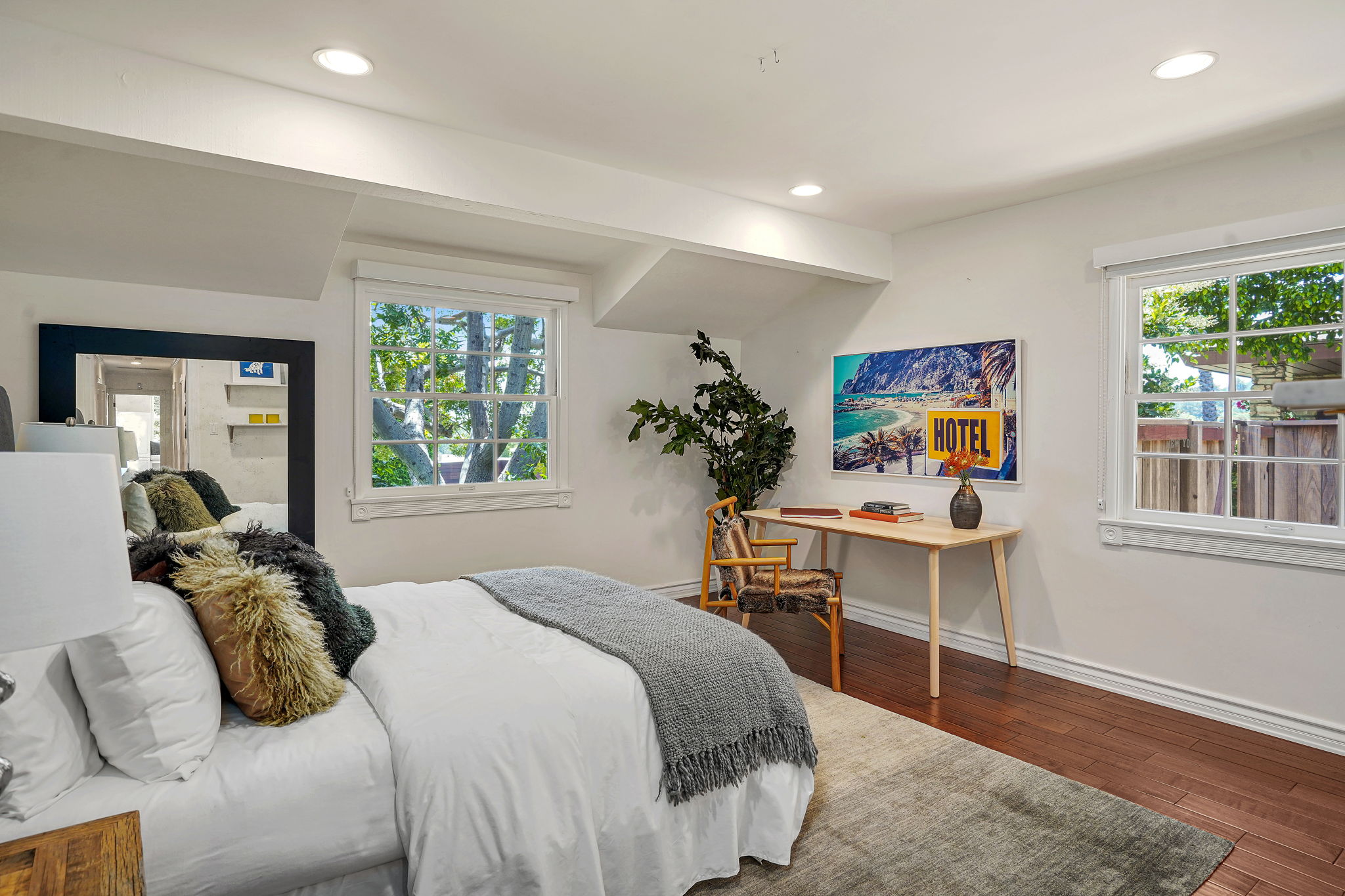 644 Hanley Avenue-36