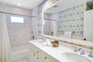 644 Hanley Avenue-41