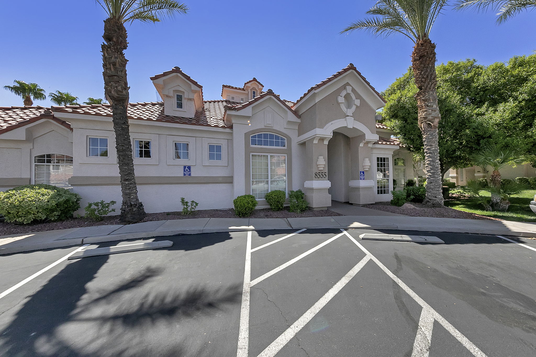 8555 W Russell Rd, Las Vegas, NV 89113, USA Photo 24
