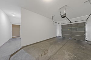 8555 W Russell Rd, Las Vegas, NV 89113, USA Photo 22