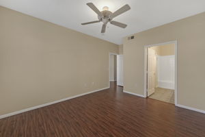 8555 W Russell Rd, Las Vegas, NV 89113, USA Photo 18