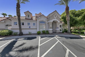 8555 W Russell Rd, Las Vegas, NV 89113, USA Photo 23