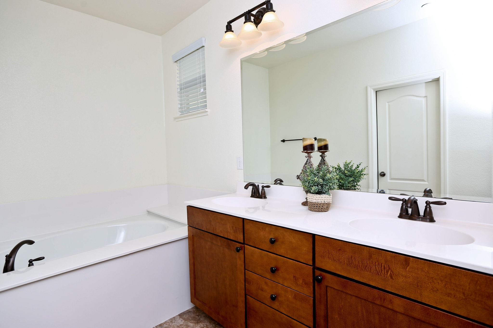 206 Ladybug Ln, Martinez, CA 94553, US Photo 22