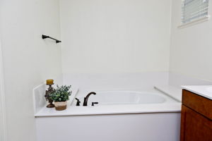 206 Ladybug Ln, Martinez, CA 94553, US Photo 22