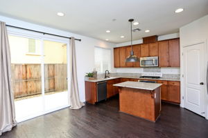 206 Ladybug Ln, Martinez, CA 94553, US Photo 8