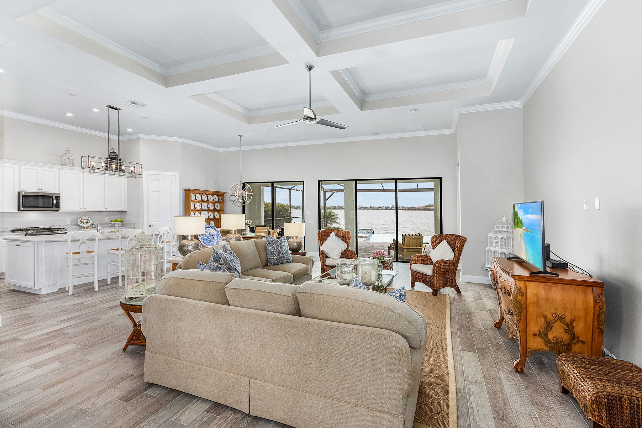 14319 Shores Ct, Estero, FL 33928, US Photo 7