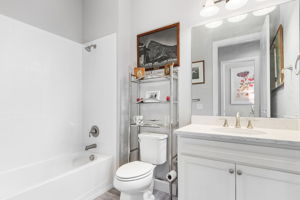 14319 Shores Ct, Estero, FL 33928, US Photo 3