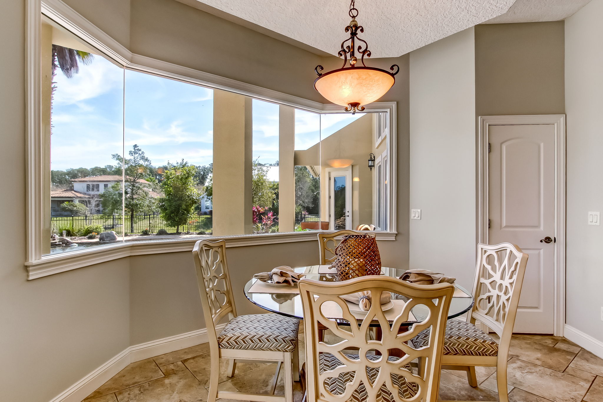 Casual Dining with grand views
