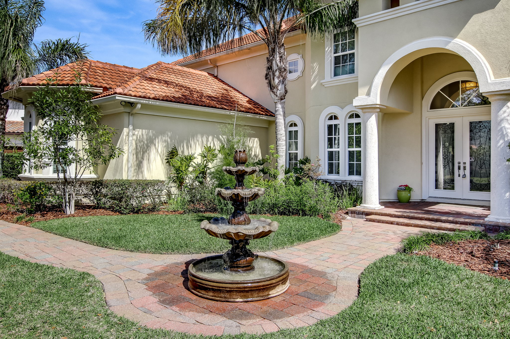 Beautiful Fountain at Entry