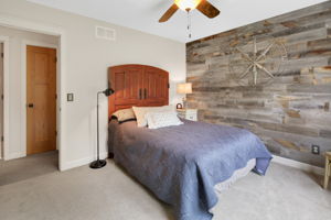1990 Safari Trail, Eagan, MN 55122, US Photo 35